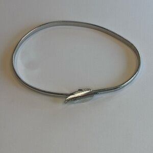 SILVER LEAF BUCKLE‎ Elastic Stretch Waist Belt; Excellent Condition